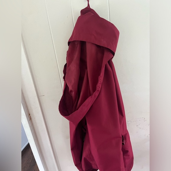 Mckinley Rain Coat - Women’s- Cranberry Red - Waterproof - Picture 2 of 4